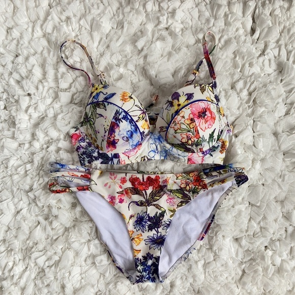 RACHEL Rachel Roy Floral Bikini - Picture 2 of 8